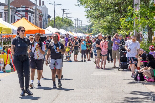 Hampden Highlights Festival takes over The Avenue from Falls Road to Chestnut Street.