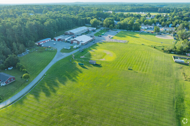 Leonard Middle School has over 300 students.