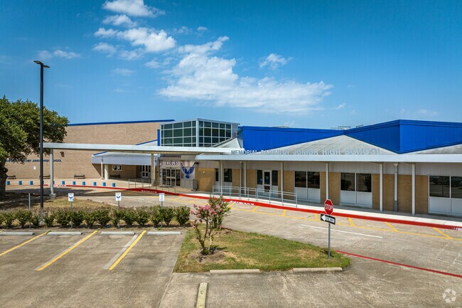 Cinco Ranch has an outstanding school called Memorial Parkway Junior High School.