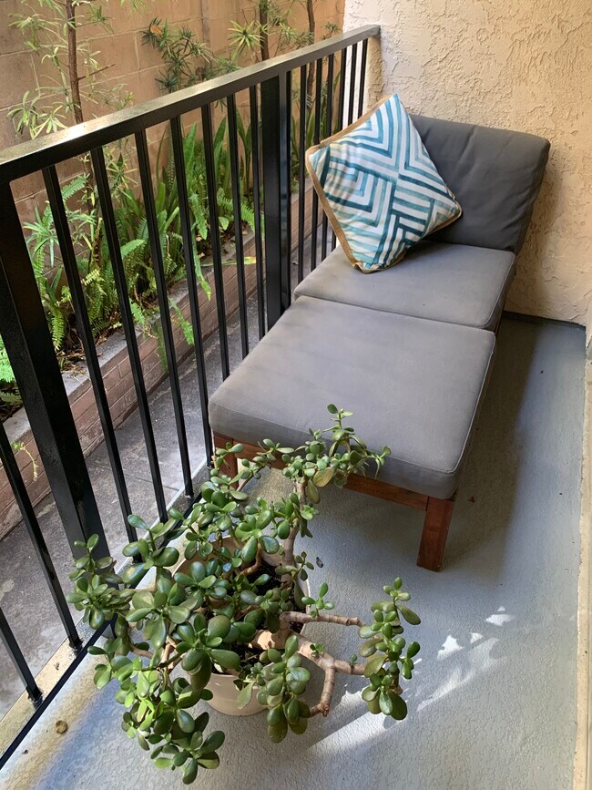 balcony will be empty