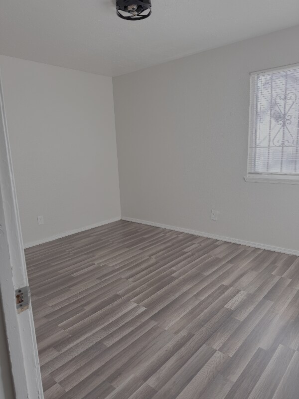 1013 Dickerson Dr SE unit C, Albuquerque, NM 87106 - photo 4