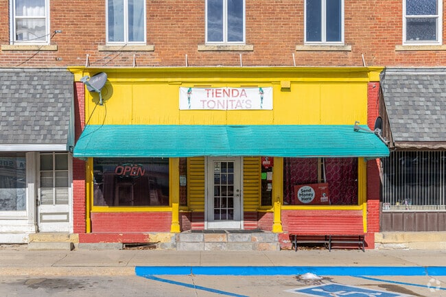 Tienda Tonitas grocery adds cultural flavor to Postville shopping.