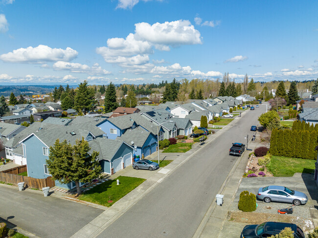 Townhomes along the street in Cascade give the neighborhood a splash of color.