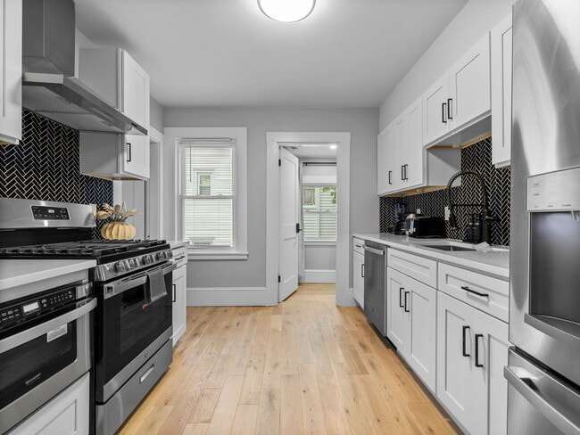 1212 Broadway, Somerville, MA 02144 - photo 7