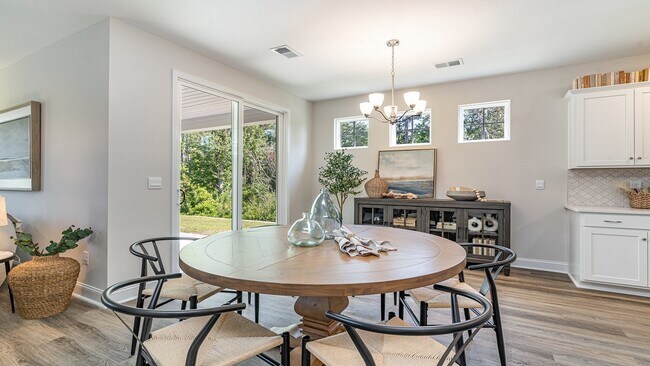 269 Bluff View Ln, Florence, SC 29505 - photo 7