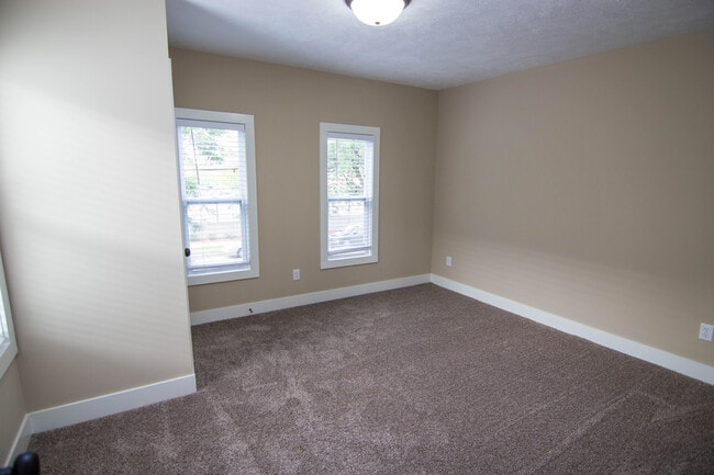 624 4th St NW, Grand Rapids, MI 49504 - photo 6