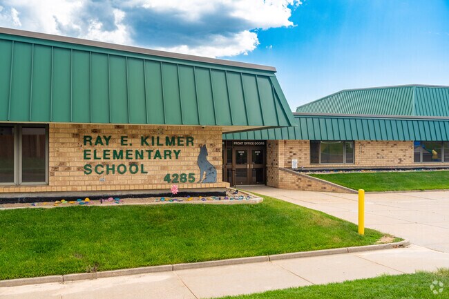 Ray E. Kilmer is a public pre-K and elementary school in Black Hills.