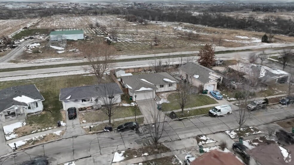 3036 W Washington St, Lincoln, NE 68522 - photo 2