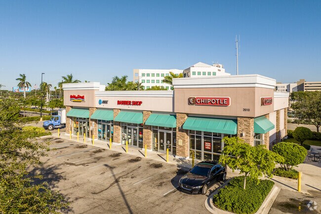 There is no shortage of restaurants at the nearby Riverbend Marketplace.