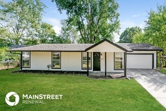 607 Hamblen Rd, Greenwood, MO 64034