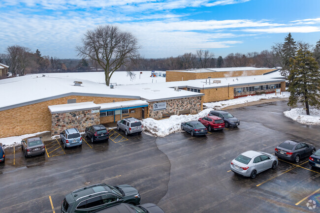 Bader Hillel High School.