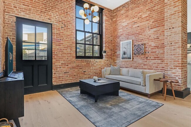 1148 S Peters St unit ID1268733P, New Orleans, LA 70130 - photo 4