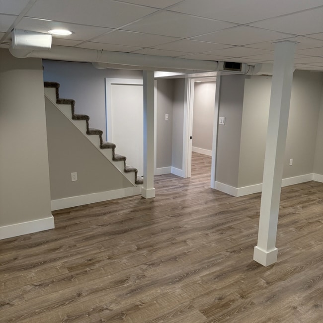 6 Prince St, Cumberland Center, ME 04021 - photo 4