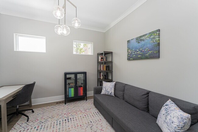 1185 Perry St, Columbus, OH 43201 - photo 7