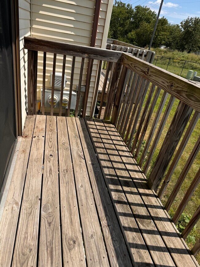 700 N Adelaide St unit 34, Normal, IL 61761 - photo 6