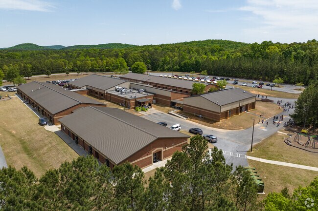 Kingston Elementary School has over 500 students.