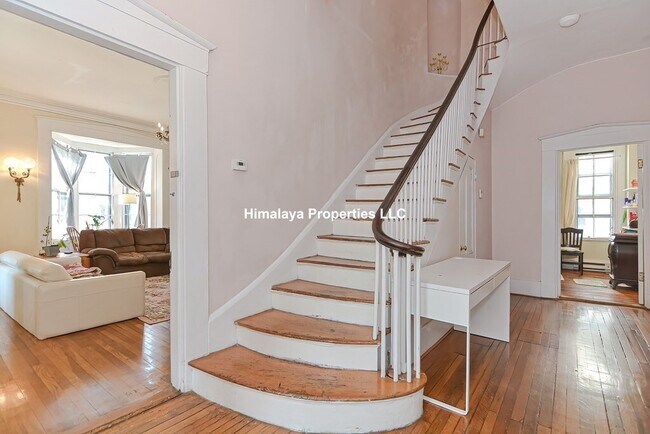 139 Hillside St, Roxbury Crossing, MA 02120 - photo 7