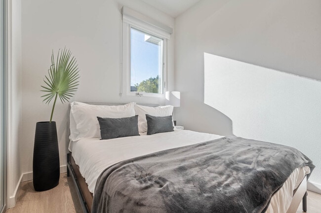 8820 Belford Ave unit 1013, Los Angeles, CA 90045 - photo 7