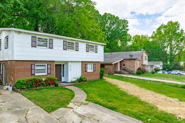 Split level style homes are a common sight in the Hidden Valley neighborhoods.