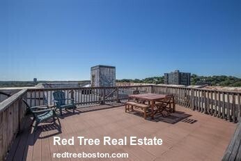 Warwick Condos unit 342, Brookline, MA 02446 - photo 2