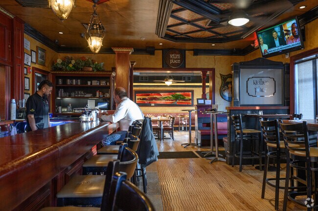 Nellie's Place is a classic Irish pub in Waldwick, known for bar pies and pints of Guinness.