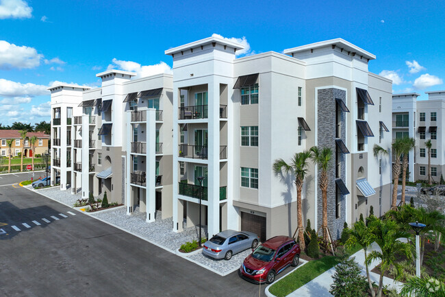 Find the perfect mid-rise condo in The Mainlands of Tamarac Lakes.