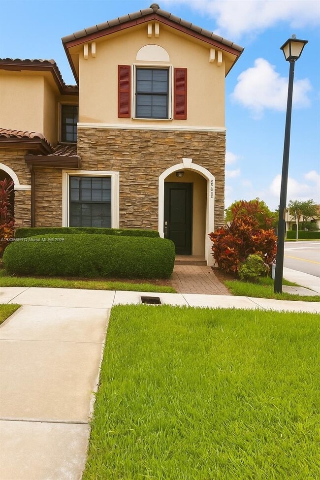 11512 SW 151st Ave, Miami, FL 33196