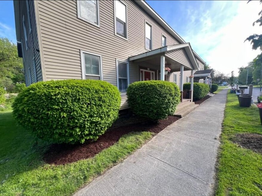 122 S Main St unit 3, Oriskany Falls, NY 13425 - photo 1