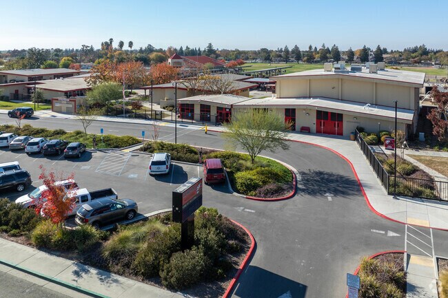 The entrance to Kerman Middle School.