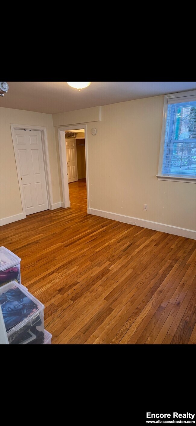 14 Centre St unit K, Cambridge, MA 02139 - photo 4