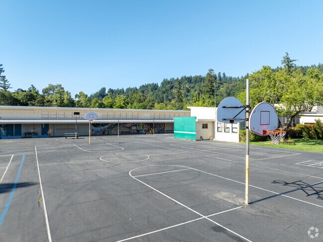 At San Lorenzo Valley Elementary, students thrive in a supportive and engaging setting.