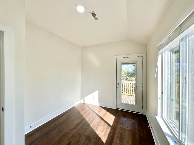 1940 W Cadmus Rd unit 103, Adrian, MI 49221 - photo 5