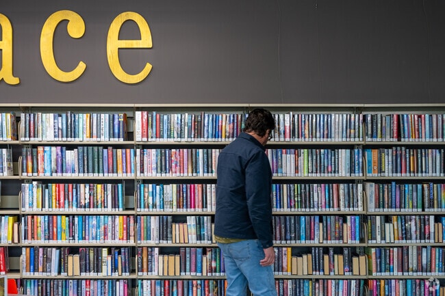 Pflugerville's Central District Library offers books and digital resources.