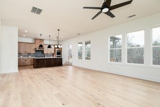 1047 Winding Branch Dr, Canton, GA 30114