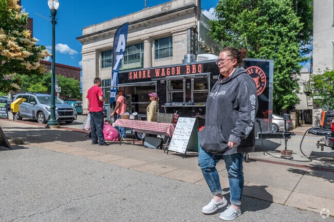 Strabane residents head to the Main Street Farmers Market in Washington for food and produce.