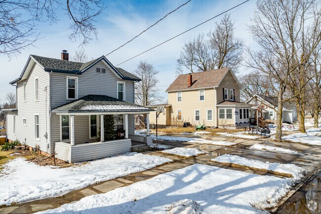 Larger cottage-style homes boast roomier floorplans in Hudson.