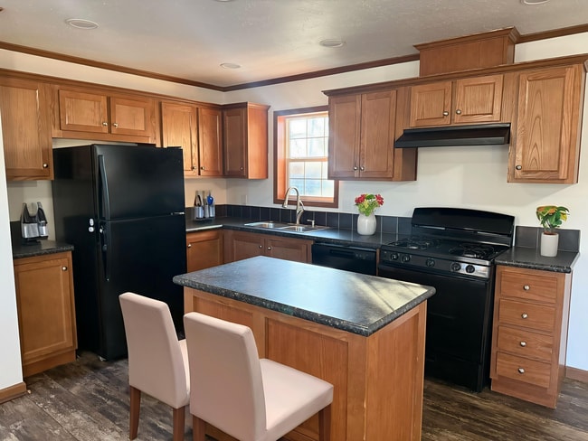 2500 Centennial Rd, Bismarck, ND 58503 - photo 3