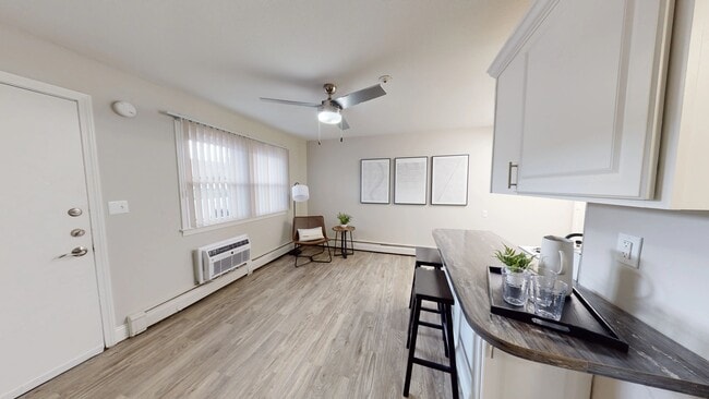 The Courtyards, West Springfield, MA 01089 - photo 2