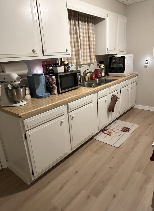 31 Teddy Ave Unit Left, Lakewood, NY 14750