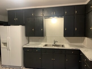 510 Pine St Unit A, Essexville, MI 48732