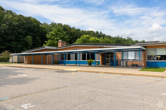 Hill And Plain Elementary School