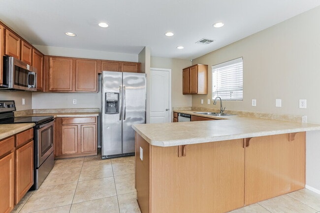 1435 E Pryor Rd, San Tan Valley, AZ 85140 - photo 6