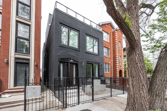 1814 W Thomas St unit 1F, Chicago, IL 60622 - photo 2