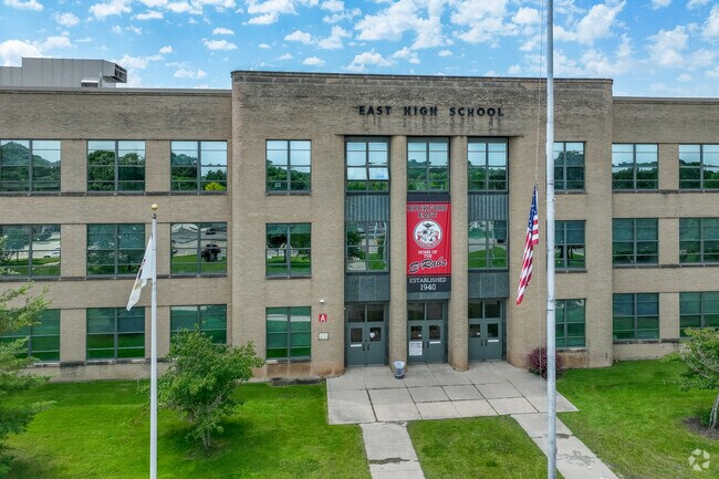 Rockford East High School proudly serves students from Cherry Valley and is located in Rockford.