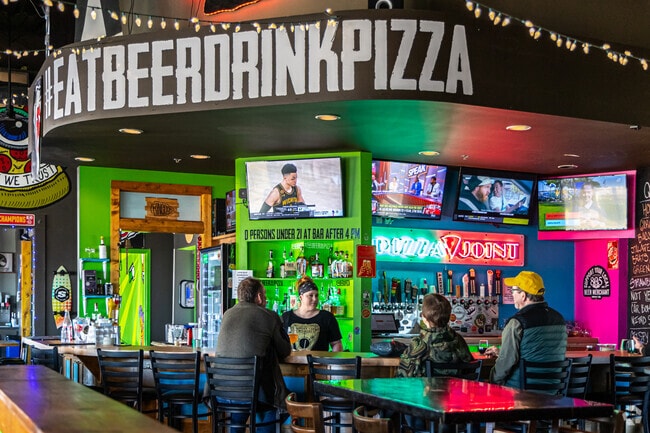 There's plenty of shopping and dining options within walking distance for Lee's Summit residents.