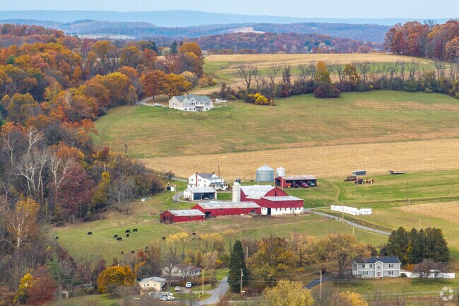 Farming is one of the largest industries in Hemlock.