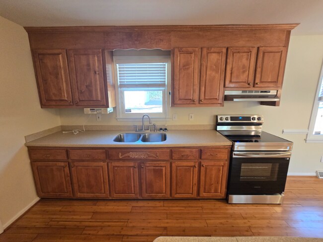 20716 Vernetta Ln, South Chesterfield, VA 23803 - photo 7