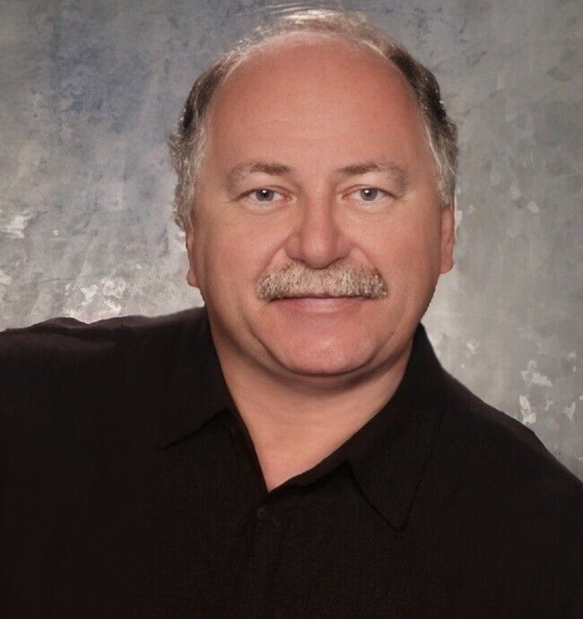 Agent Photo