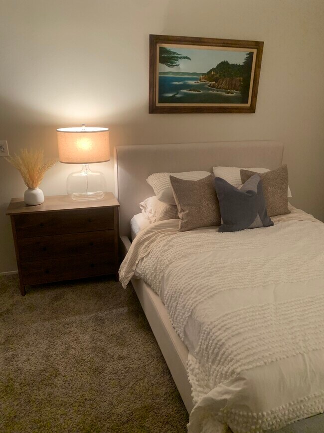 1676 Chalcedony St unit 4, San Diego, CA 92109 - photo 4