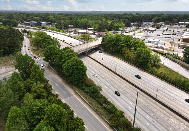 Highway I-20 allows for a convenient way to get on the highway in Gresham Park.